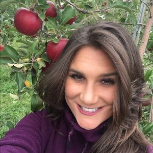 Meet your Posher, Robin